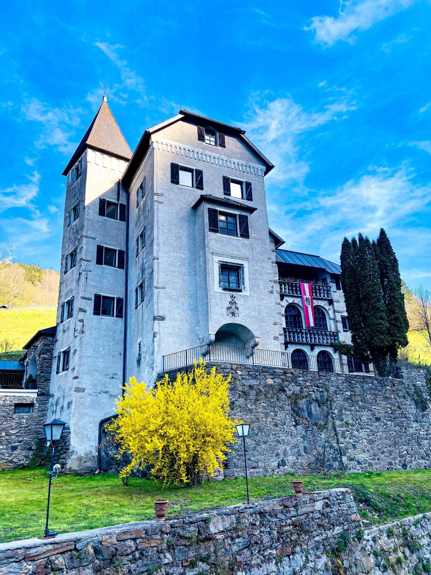 Schloss Suessenstein Huettenberg Exterior foto