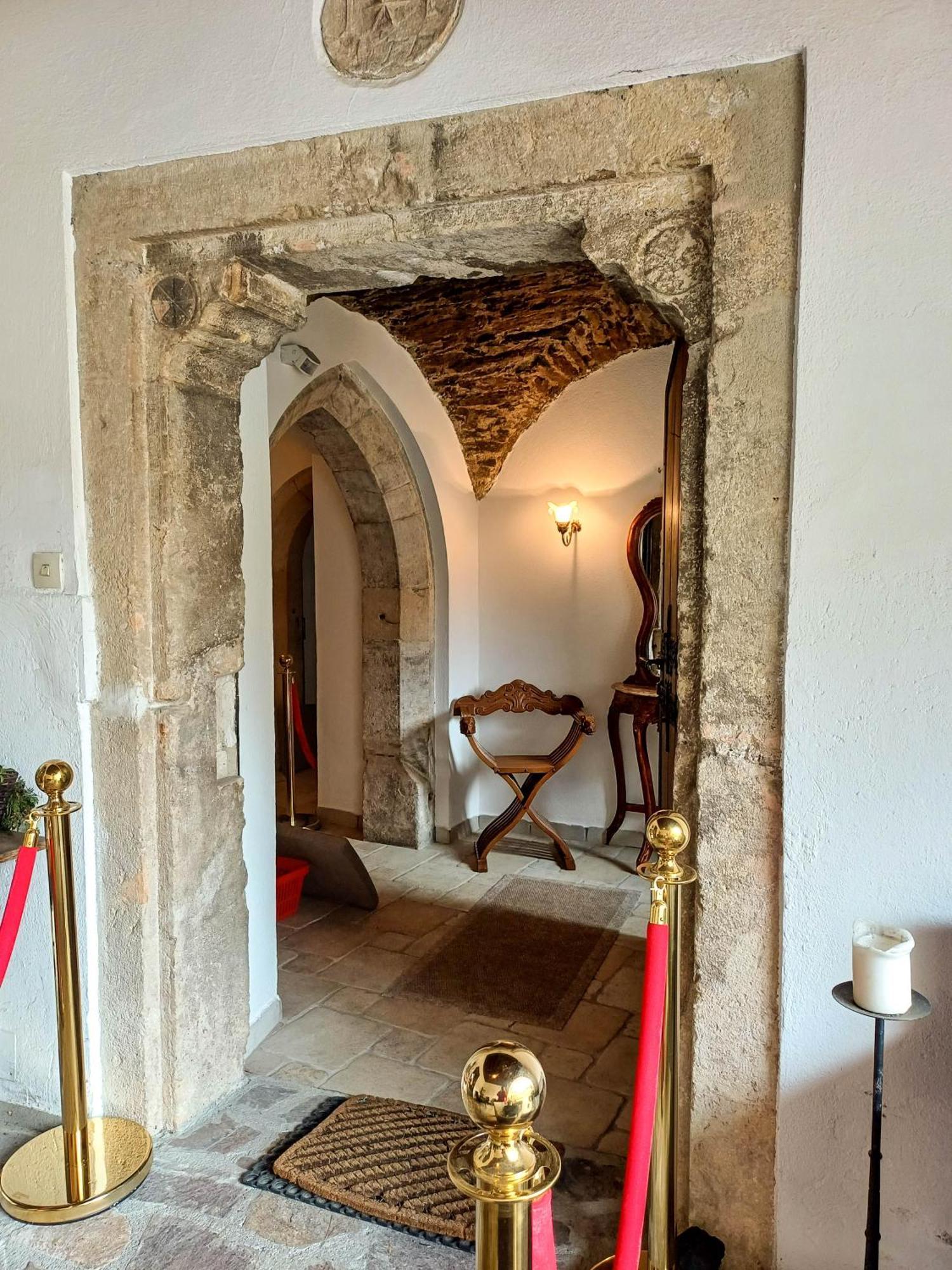 Schloss Suessenstein Huettenberg Exterior foto